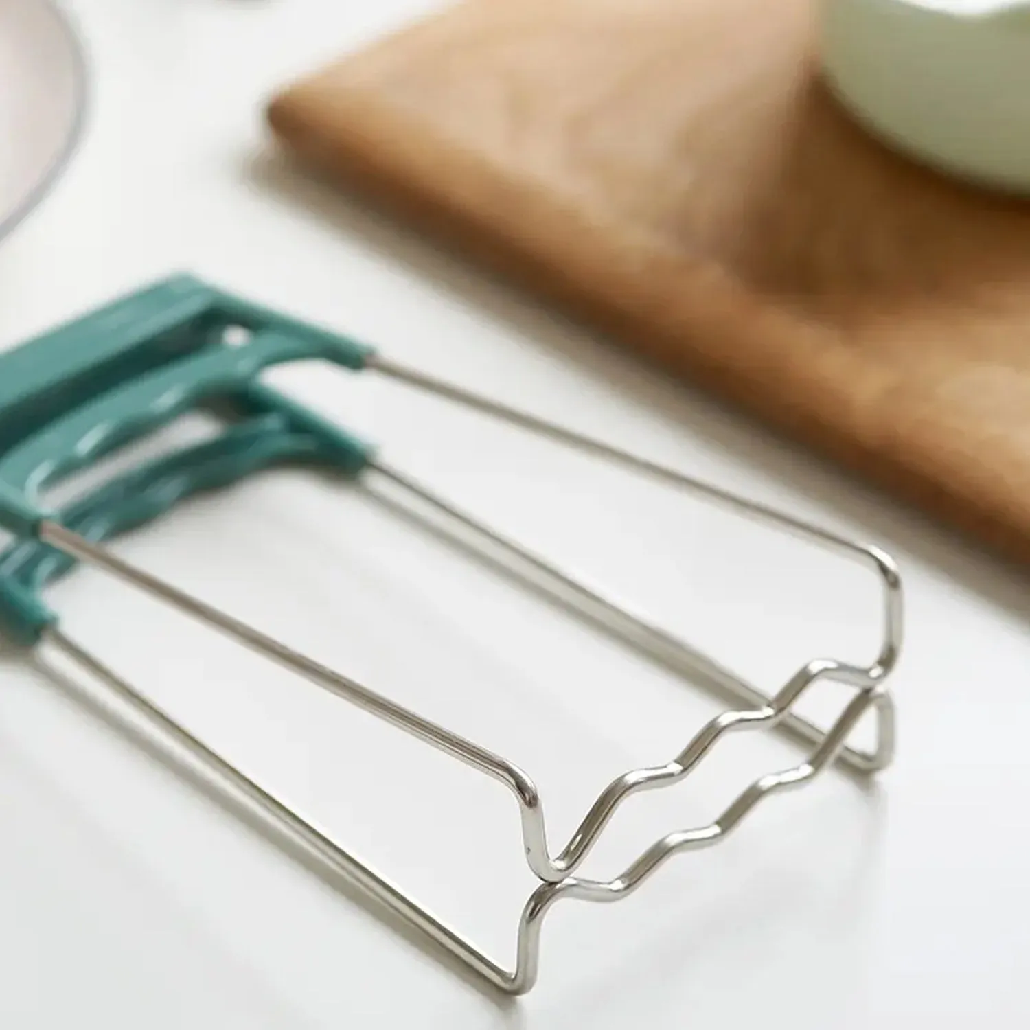 5906 Kitchen Tongs, Bowls Clip WearResistant Bowls Plates Clip Lifter For Restaurants for Kitchen (1 Pc)