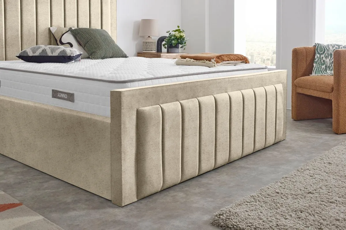 Hamilton Upholstered Bed