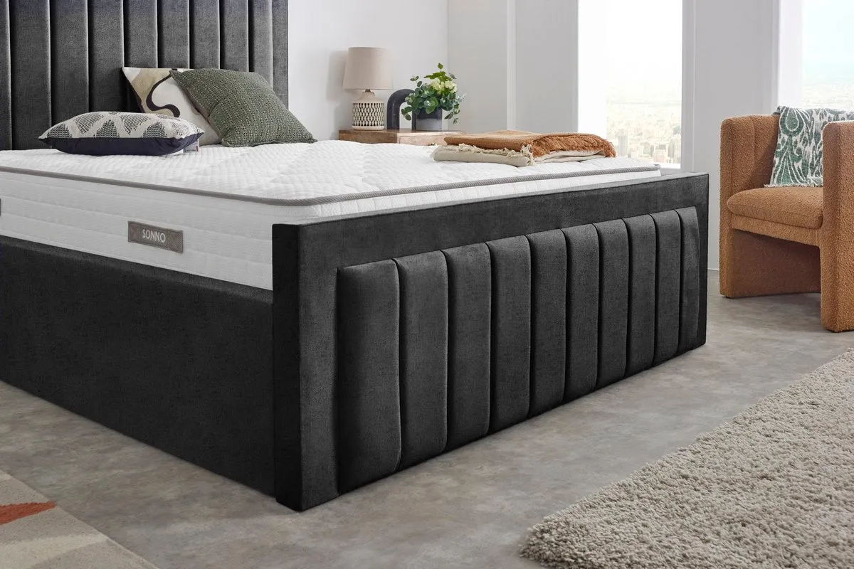 Hamilton Upholstered Bed