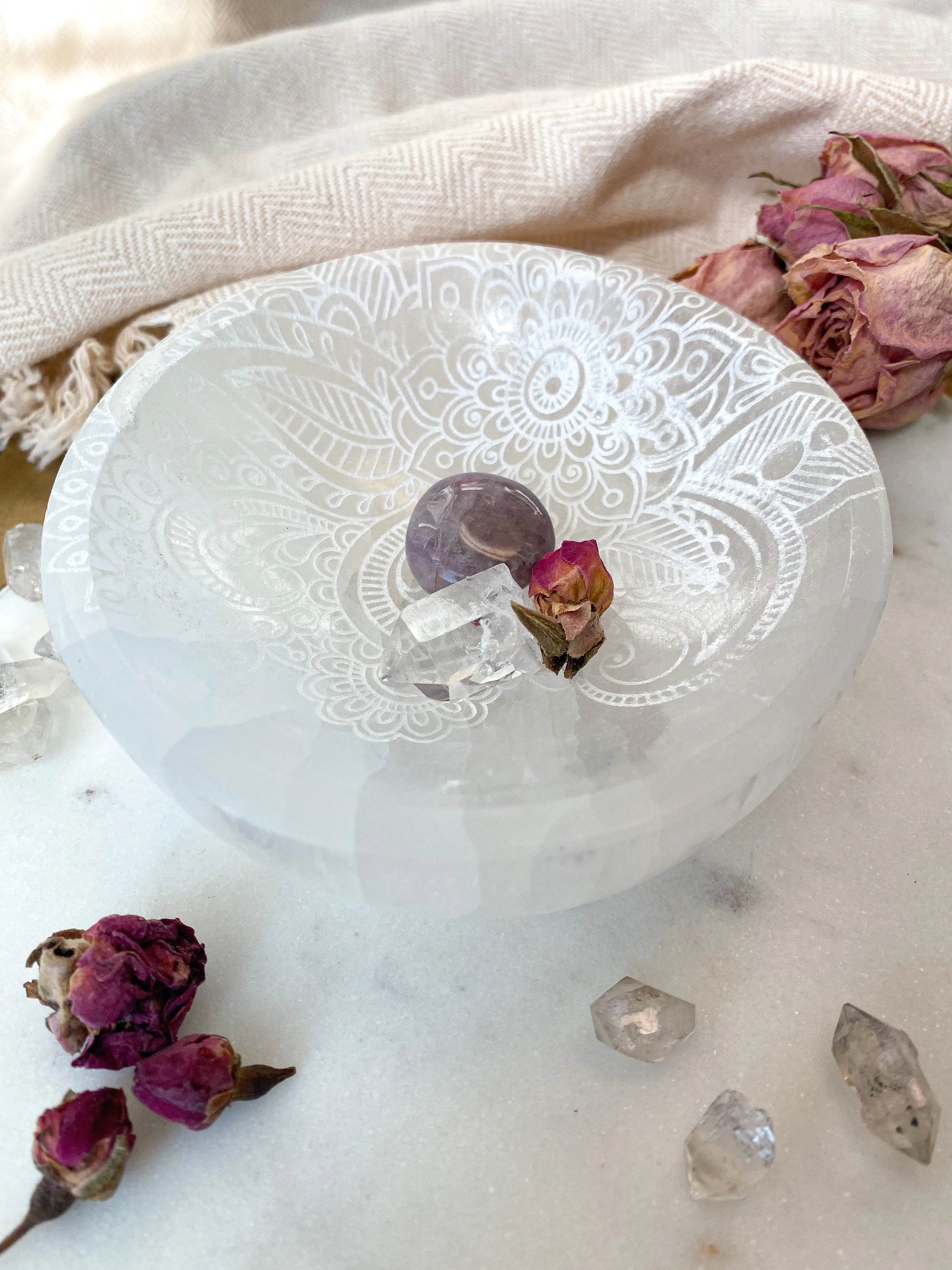 Round Selenite Jewelry & Trinket Dish Offering Bowl