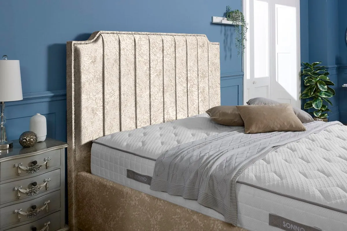Washington Upholstered Bed
